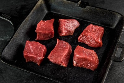 Свинина ошеек на шашлык 1 кг - купить в Даниловке